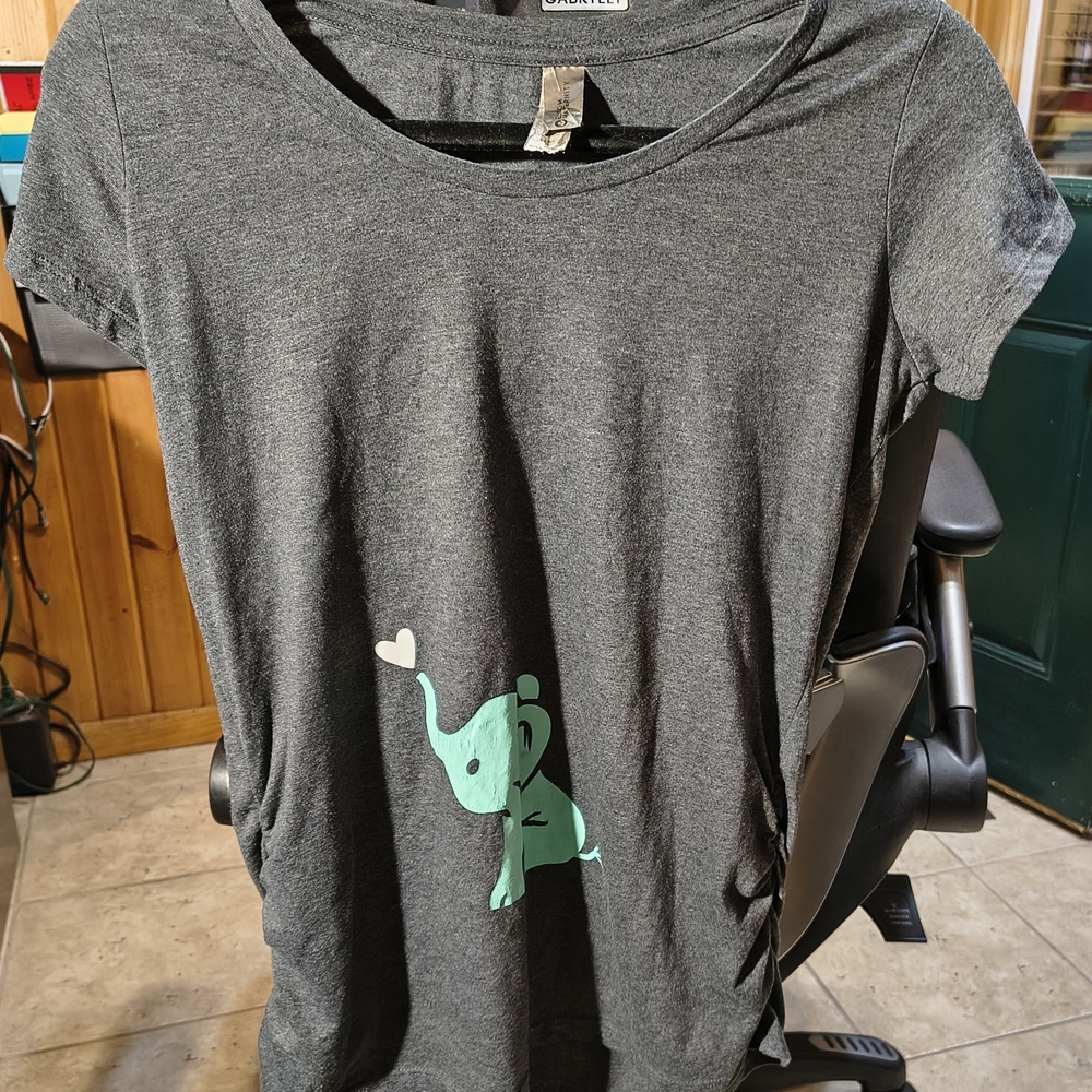🤰🤱Bloom Maternity Charcoal Tee with Elephant Graphic